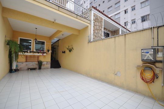 Garagem de casa à venda com 3 quartos, 215m² em Vila Mazzei, São Paulo