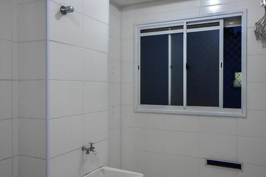 Área de Serviço de apartamento para alugar com 2 quartos, 42m² em Jardim Helga, São Paulo