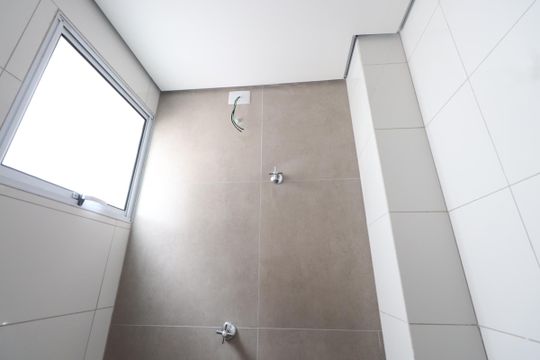 Banheiro de apartamento à venda com 1 quarto, 29m² em Vila Esperança, São Paulo