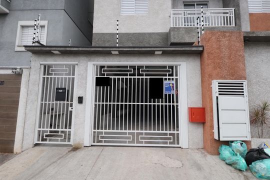 Fachada de apartamento à venda com 1 quarto, 29m² em Vila Esperança, São Paulo