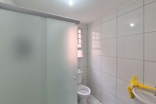 Banheiro Social de apartamento para alugar com 2 quartos, 54m² em Cooperativa, São Bernardo do Campo