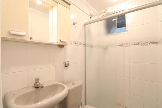 Banheiro da Suíte de apartamento à venda com 4 quartos, 110m² em Bom Retiro, São Paulo