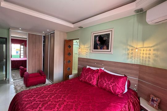 Suite 1 de casa à venda com 3 quartos, 263m² em Vila América, Santo André