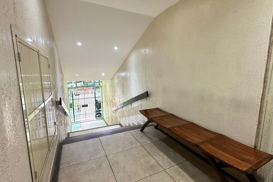 Entrada de apartamento à venda com 3 quartos, 110m² em Copacabana, Rio de Janeiro