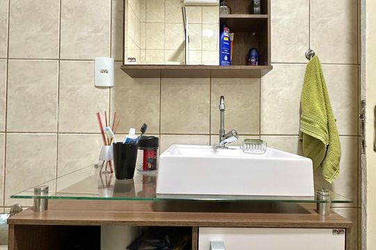 Banheiro de apartamento à venda com 3 quartos, 110m² em Copacabana, Rio de Janeiro
