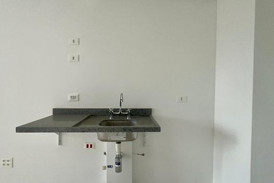 Cozinha de kitnet/studio à venda com 1 quarto, 25m² em Pinheiros, São Paulo