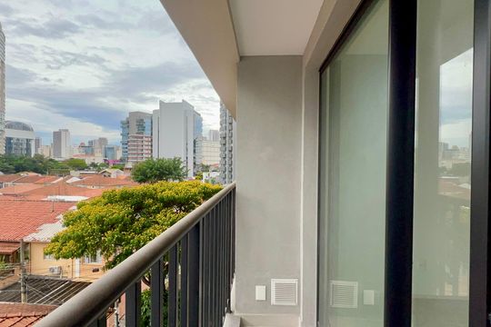 Sacada de kitnet/studio à venda com 1 quarto, 24m² em Pinheiros, São Paulo