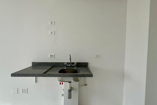 Cozinha de kitnet/studio à venda com 1 quarto, 24m² em Pinheiros, São Paulo