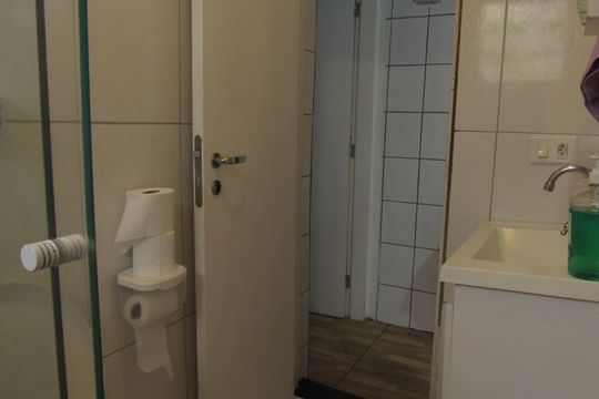 Banheiro Social de casa à venda com 2 quartos, 217m² em Jardim Roberto, Osasco