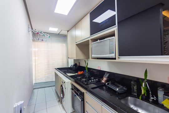 Cozinha de apartamento à venda com 2 quartos, 42m² em Jardim Boa Vista, Osasco