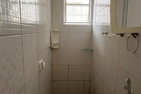 Banheiro Social de kitnet/studio para alugar com 1 quarto, 15m² em Cidade Universitária, Campinas