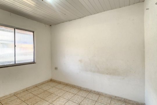 Quarto de casa para alugar com 1 quarto, 45m² em Boca do Rio, Salvador