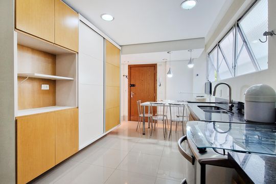 Cozinha de apartamento para alugar com 3 quartos, 127m² em Jardim Paulista, São Paulo