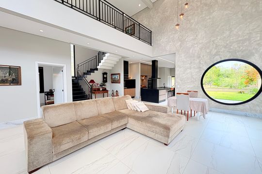 Sala de casa de condomínio à venda com 5 quartos, 380m² em Jardim Samambaia, Jundiaí
