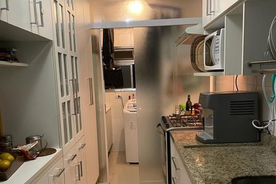 Cozinha de apartamento à venda com 3 quartos, 70m² em Jardim Aeroporto, São Paulo