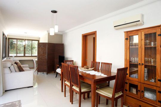 Apartamento à venda com 2 quartos, 230m² em Jardim Botânico, Porto Alegre