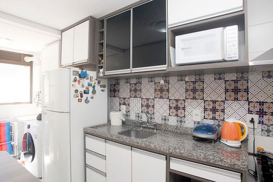 Cozinha/Área de Serviço de apartamento à venda com 2 quartos, 230m² em Jardim Botânico, Porto Alegre