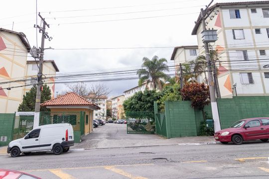 Fachada de apartamento para alugar com 1 quarto, 42m² em Vila Sílvia, São Paulo