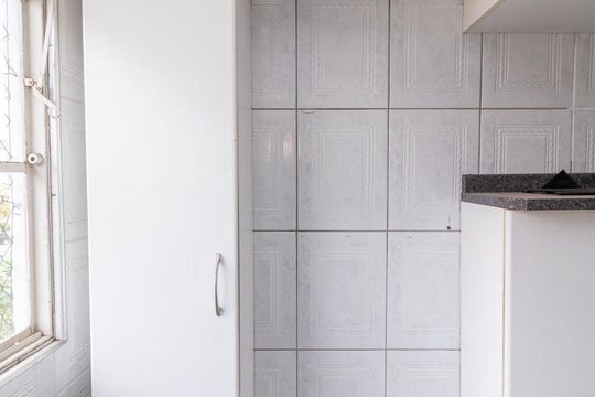 Área de Serviço/Cozinha de apartamento para alugar com 1 quarto, 42m² em Vila Sílvia, São Paulo