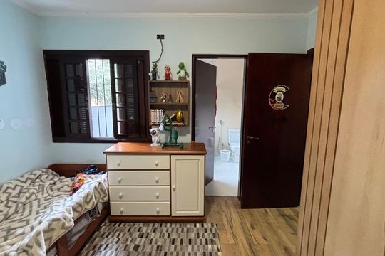 Suíte 2 de casa à venda com 3 quartos, 230m² em Vila Pires, Santo André