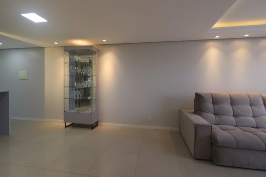 Sala de apartamento à venda com 2 quartos, 66m² em Rondônia, Novo Hamburgo