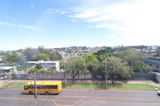 Sala vista de apartamento à venda com 2 quartos, 66m² em Rondônia, Novo Hamburgo