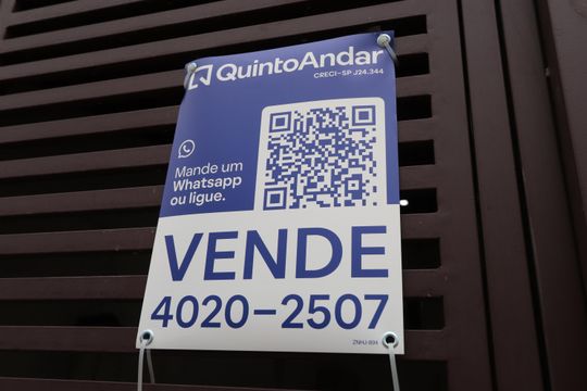 Placa de casa à venda com 2 quartos, 68m² em Jardim Colorado, São Paulo
