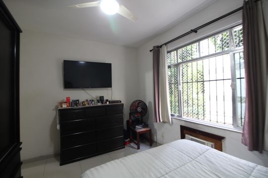 Quarto 2 de apartamento à venda com 3 quartos, 100m² em Taquara, Rio de Janeiro
