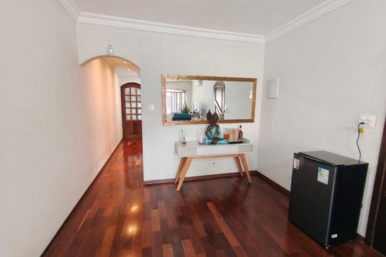 Sala de casa à venda com 4 quartos, 250m² em Vila Granada, São Paulo
