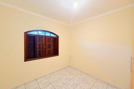 Casa à venda com 3 quartos, 322m² em Jardim do Lago, Jundiaí