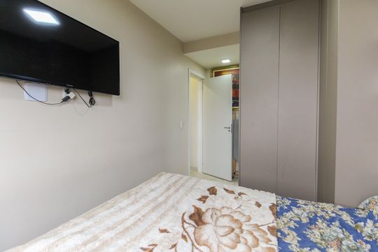 Suíte de apartamento à venda com 2 quartos, 51m² em Itaquera, São Paulo
