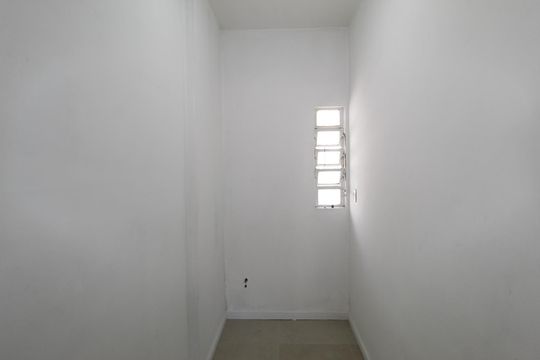 Quarto de Serviço de apartamento à venda com 3 quartos, 101m² em Cais do Porto, Porto Alegre