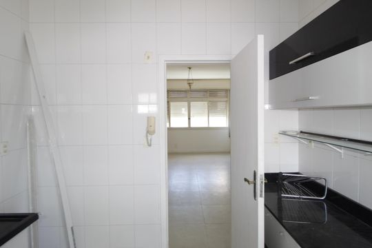 Cozinha de apartamento à venda com 3 quartos, 101m² em Cais do Porto, Porto Alegre