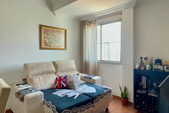 Sala de TV de apartamento à venda com 2 quartos, 73m² em Sumarezinho, São Paulo
