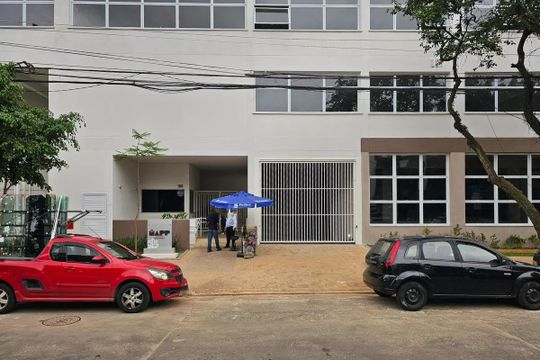 Fachada de apartamento à venda com 2 quartos, 35m² em Parque Industrial Tomas Edson, São Paulo