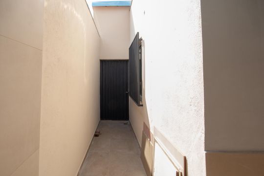 Corredor de casa à venda com 3 quartos, 360m² em Serrano, Belo Horizonte