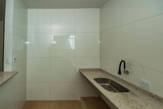 Cozinha de casa à venda com 3 quartos, 360m² em Serrano, Belo Horizonte