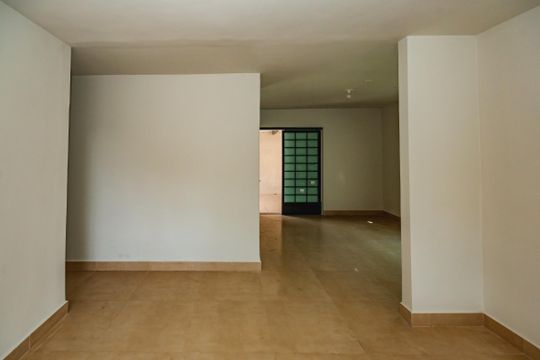 Sala de casa à venda com 3 quartos, 360m² em Serrano, Belo Horizonte