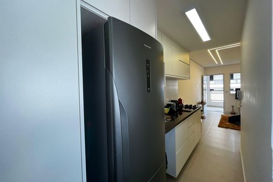 Cozinha de apartamento para alugar com 2 quartos, 39m² em Chora Menino, São Paulo