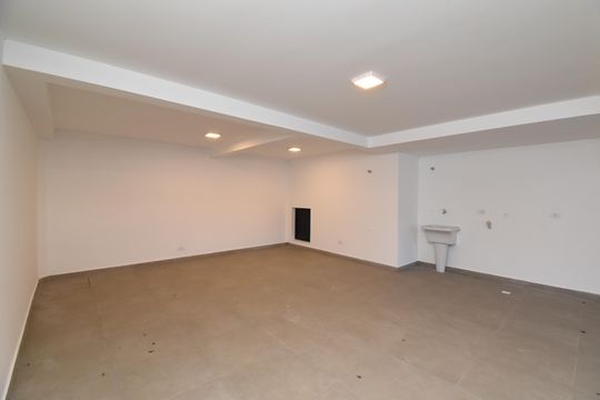 Garagem de casa para alugar com 3 quartos, 225m² em Tingui, Curitiba