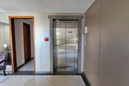 Área comum de apartamento à venda com 3 quartos, 215m² em Boa Vista, Porto Alegre