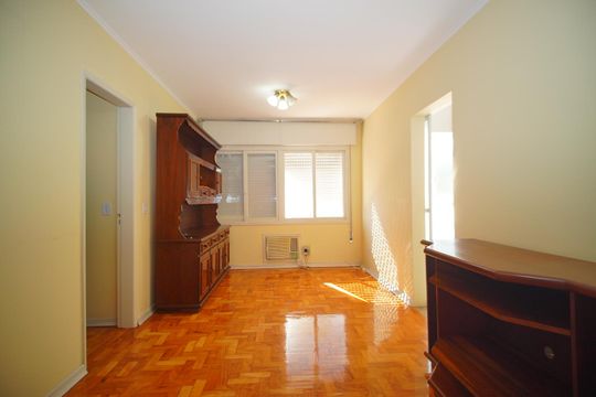 Sala de apartamento à venda com 2 quartos, 74m² em São Geraldo, Porto Alegre