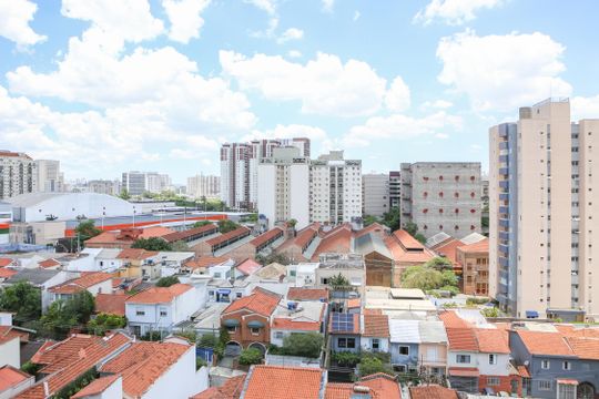 Vista da Sacada de apartamento à venda com 1 quarto, 31m² em Pompeia, São Paulo