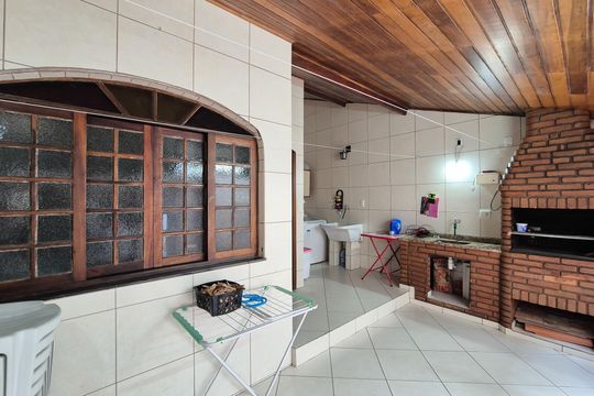 Área de Serviço de casa à venda com 3 quartos, 242m² em Paulicéia, São Bernardo do Campo