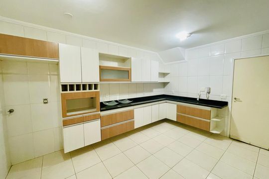 Cozinha de casa de condomínio à venda com 3 quartos, 210m² em Ponte Grande, Guarulhos