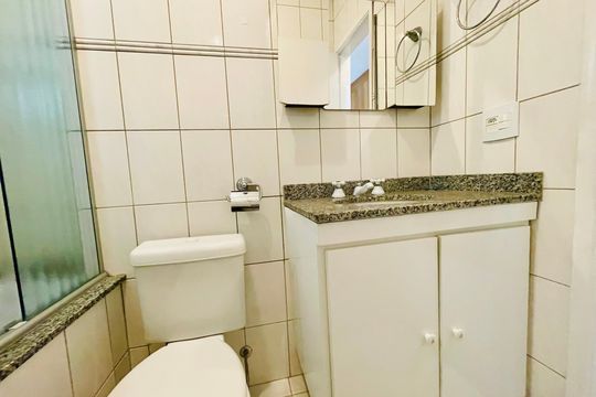 Banheiro Suíte de casa de condomínio à venda com 3 quartos, 210m² em Ponte Grande, Guarulhos