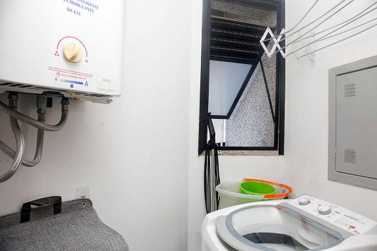 Cozinha + Área de Serviço de apartamento à venda com 1 quarto, 62m² em Rio Branco, Porto Alegre