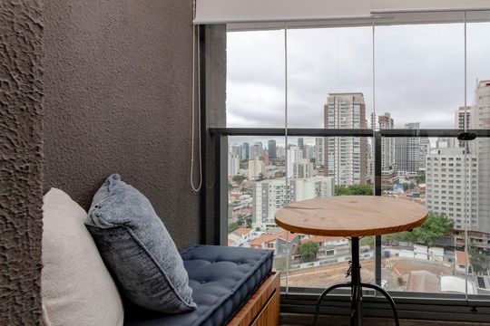 Varanda de kitnet/studio à venda com 1 quarto, 26m² em Jardim das Acácias, São Paulo