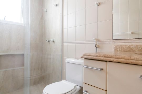 Banheiro da Suíte 2 de apartamento à venda com 3 quartos, 139m² em Tamboré, Santana de Parnaíba