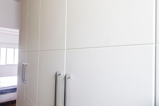 Closet da suíte 1 de apartamento à venda com 3 quartos, 139m² em Tamboré, Santana de Parnaíba